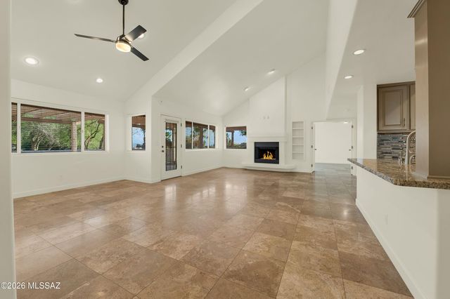 6543 N Turnberry Drive, Tucson, AZ 85718