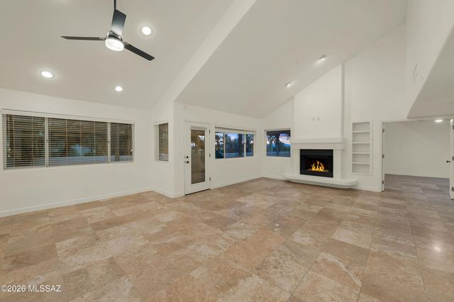 6543 N Turnberry Drive, Tucson, AZ 85718