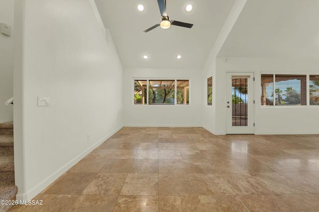 6543 N Turnberry Drive, Tucson, AZ 85718