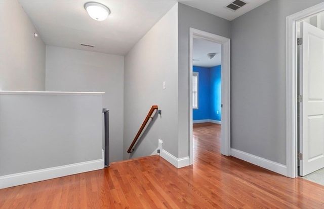 38 Webster Sr 2, Needham, MA 02494