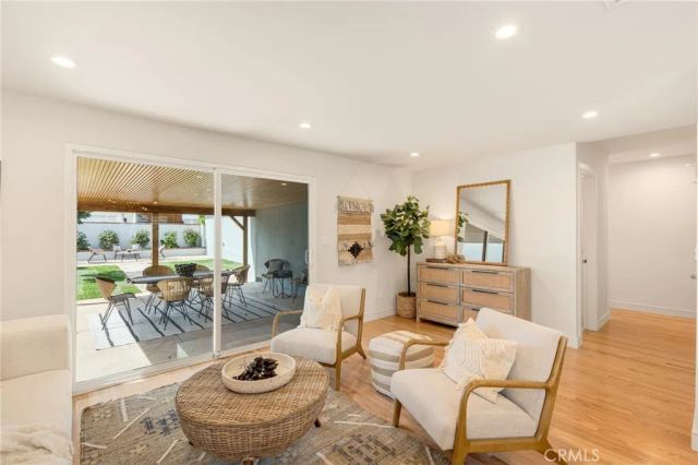 1331 N Evergreen Street, Burbank, CA 91505