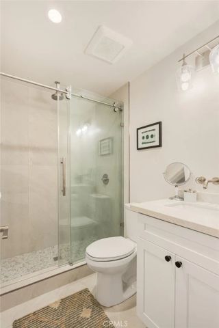 1331 N Evergreen Street, Burbank, CA 91505