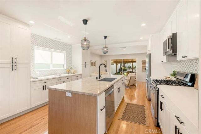 1331 N Evergreen Street, Burbank, CA 91505