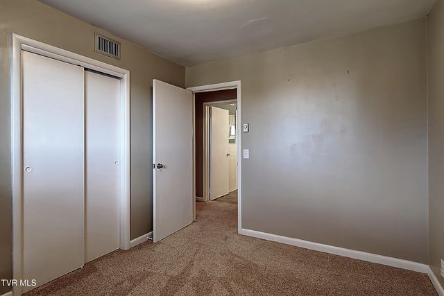 528 Bays View Road, Kingsport, TN 37660