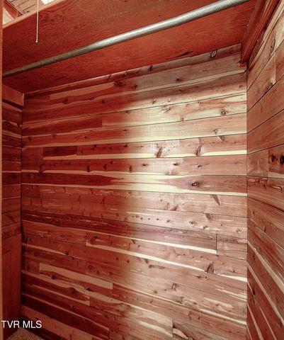 528 Bays View Road, Kingsport, TN 37660