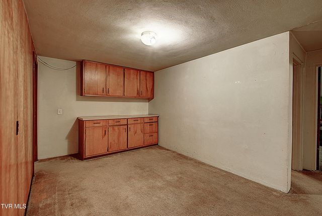 528 Bays View Road, Kingsport, TN 37660