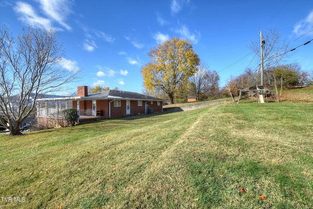 528 Bays View Road, Kingsport, TN 37660