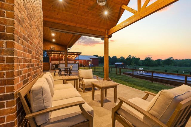 2628 County Road 2510, Quinlan, TX 75474
