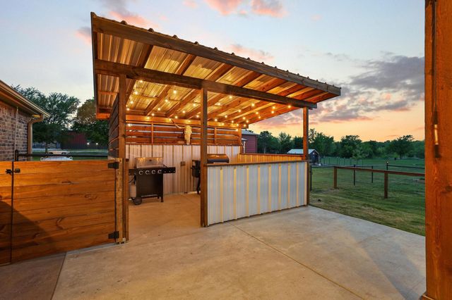 2628 County Road 2510, Quinlan, TX 75474