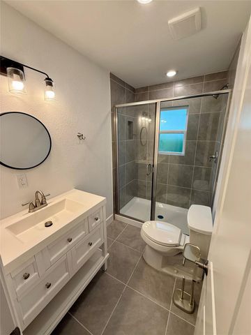 520 Mcguire, Huntsville, TX 77340