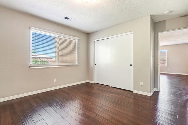 10400 Toscana Street NW, Albuquerque, NM 87114