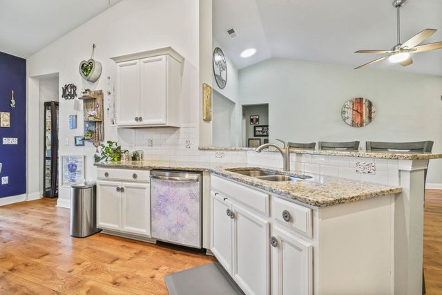 605 Cherry Blossom Dr., Murrells Inlet, SC 29576