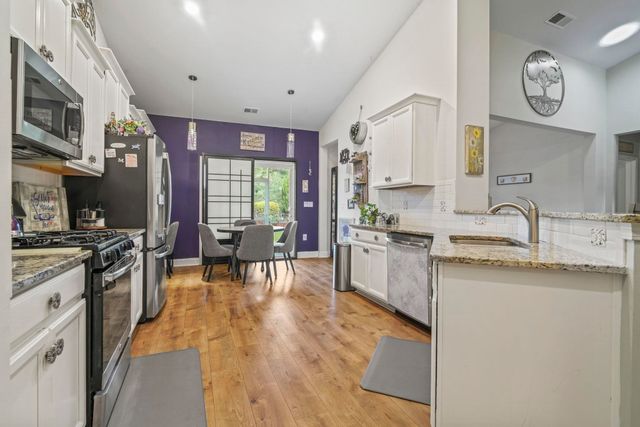 605 Cherry Blossom Dr., Murrells Inlet, SC 29576