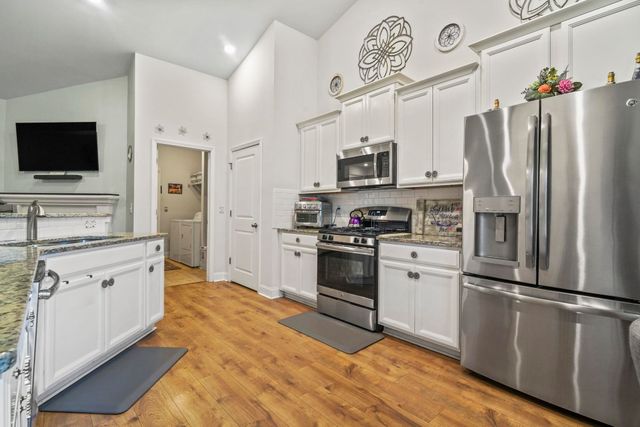 605 Cherry Blossom Dr., Murrells Inlet, SC 29576