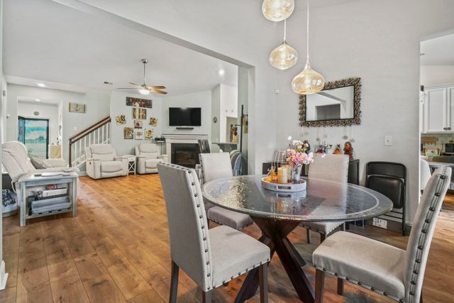 605 Cherry Blossom Dr., Murrells Inlet, SC 29576