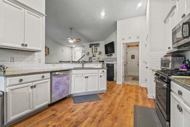 605 Cherry Blossom Dr., Murrells Inlet, SC 29576