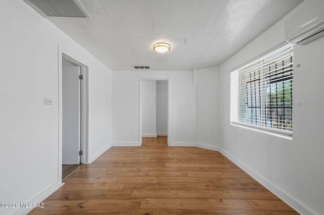 2307 S 2nd Avenue, Tucson, AZ 85713
