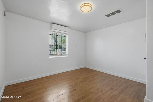 2307 S 2nd Avenue, Tucson, AZ 85713
