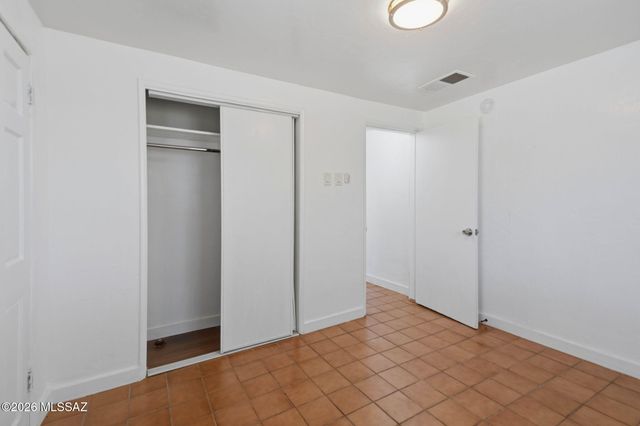 2307 S 2nd Avenue, Tucson, AZ 85713