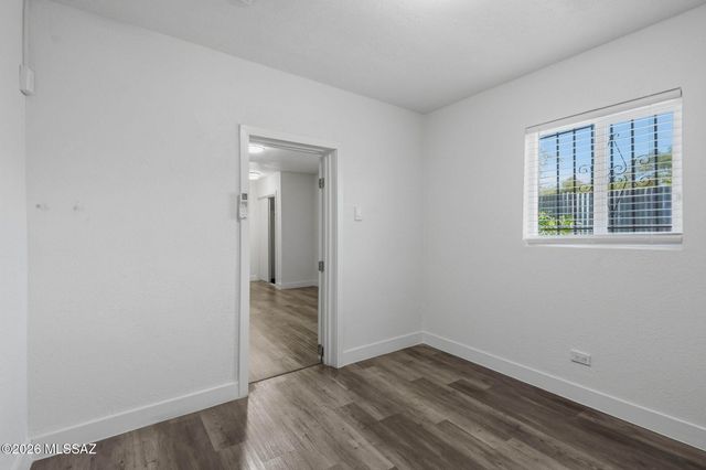 2307 S 2nd Avenue, Tucson, AZ 85713