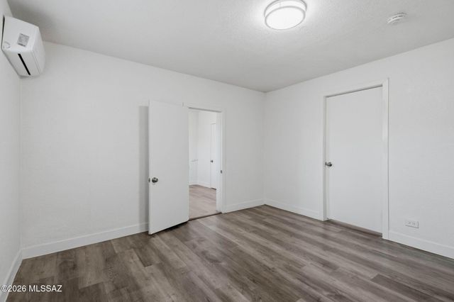 2307 S 2nd Avenue, Tucson, AZ 85713