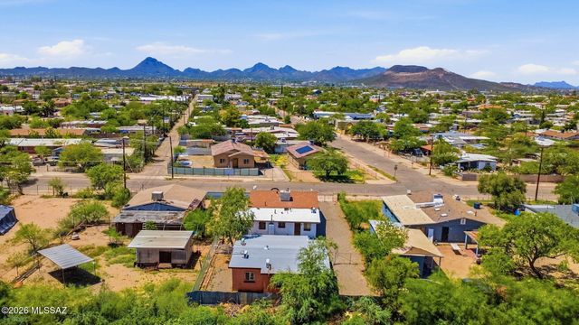 2307 S 2nd Avenue, Tucson, AZ 85713