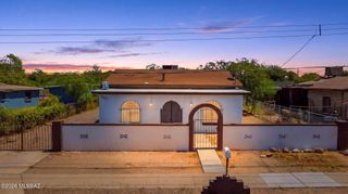 2307 S 2nd Avenue, Tucson, AZ 85713