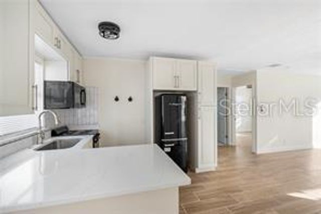 1301 26TH AVENUE S, St Petersburg, FL 33705