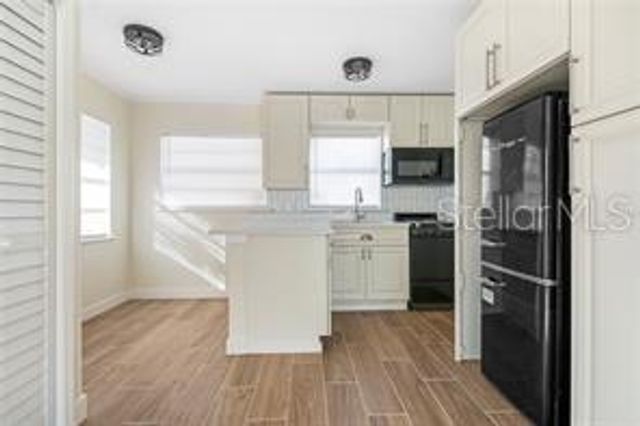 1301 26TH AVENUE S, St Petersburg, FL 33705