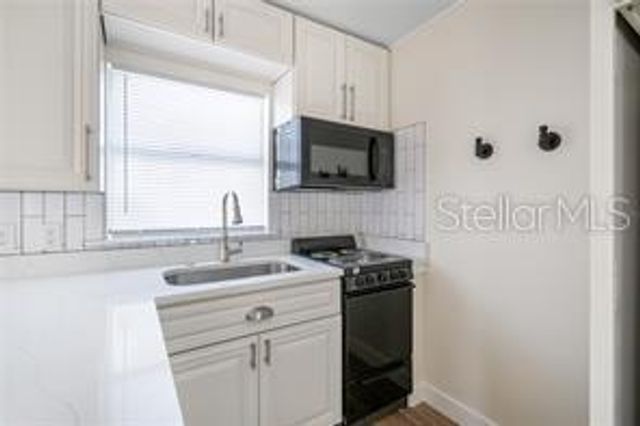 1301 26TH AVENUE S, St Petersburg, FL 33705