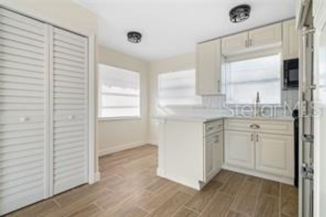 1301 26TH AVENUE S, St Petersburg, FL 33705
