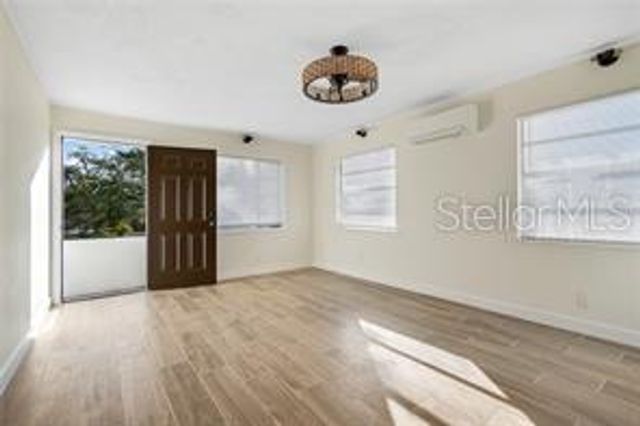 1301 26TH AVENUE S, St Petersburg, FL 33705