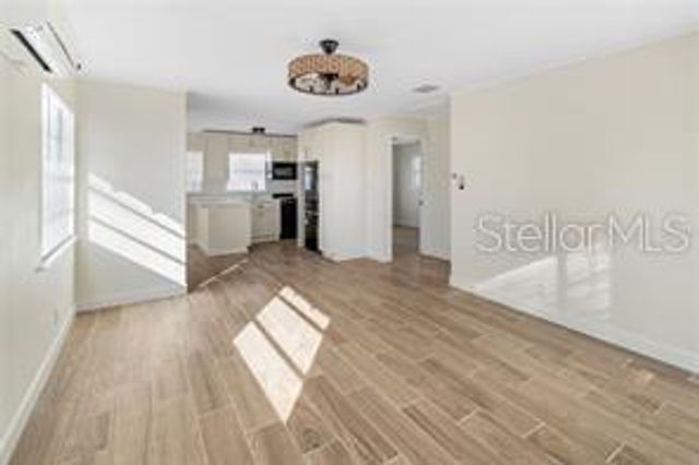 1301 26TH AVENUE S, St Petersburg, FL 33705