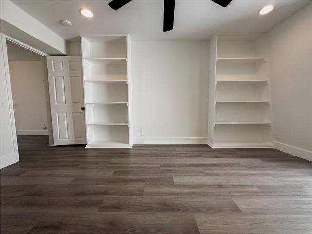 2704 San Pedro ST 16, Austin, TX 78705