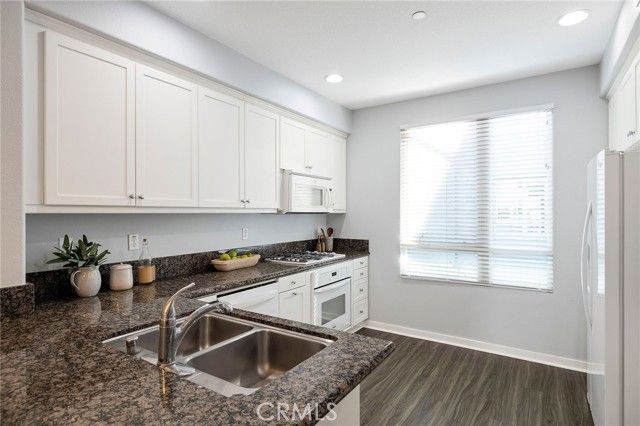 5408 W 149th Place 4, Hawthorne, CA 90250