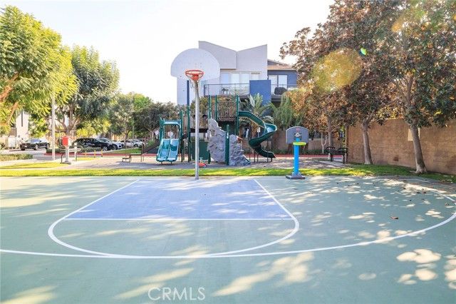 5408 W 149th Place 4, Hawthorne, CA 90250