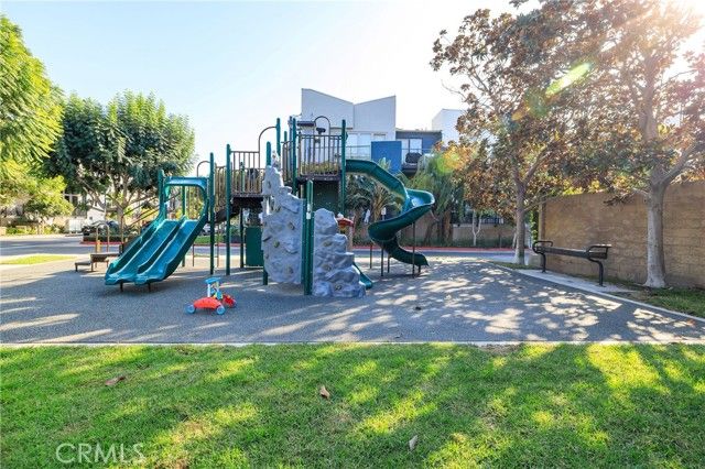 5408 W 149th Place 4, Hawthorne, CA 90250