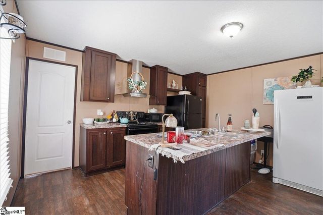 215 Tapp Circle, Lyman, SC 29365