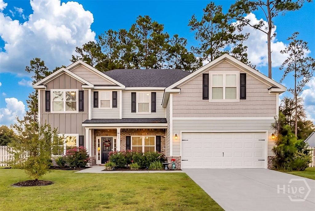 Image 1 of property listing at 169 Pitch Point Trail, Richmond Hill, GA 31324