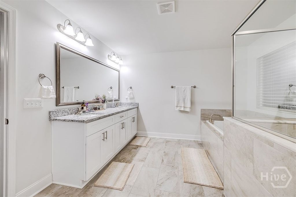 Image 40 of property listing at 169 Pitch Point Trail, Richmond Hill, GA 31324