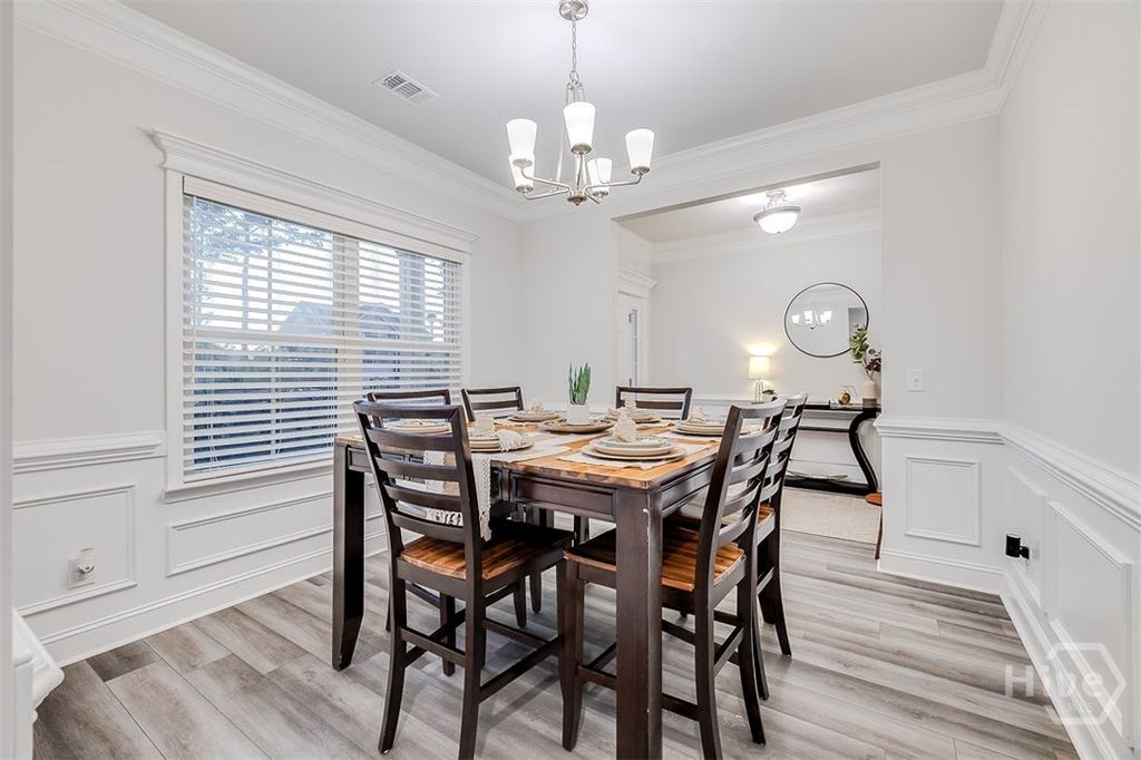 Image 6 of property listing at 169 Pitch Point Trail, Richmond Hill, GA 31324