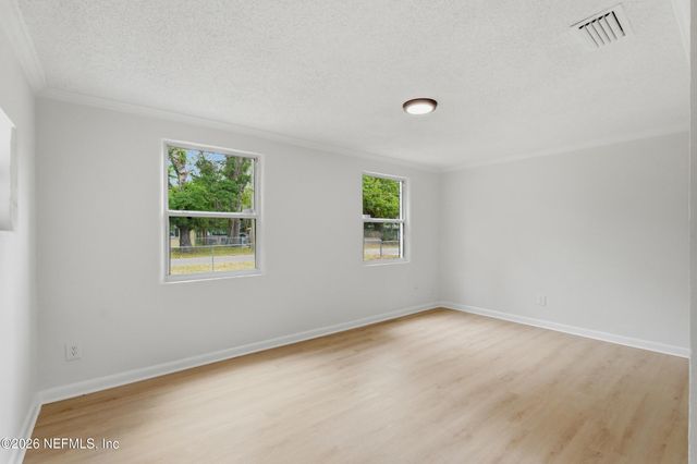 10528 WOOSTER Drive, Jacksonville, FL 32218