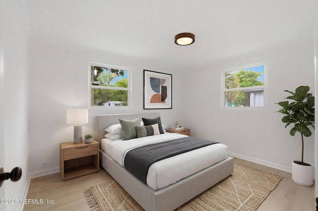 10528 WOOSTER Drive, Jacksonville, FL 32218