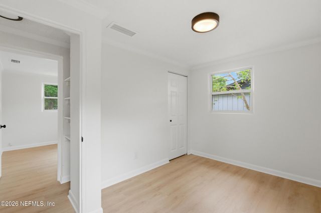 10528 WOOSTER Drive, Jacksonville, FL 32218