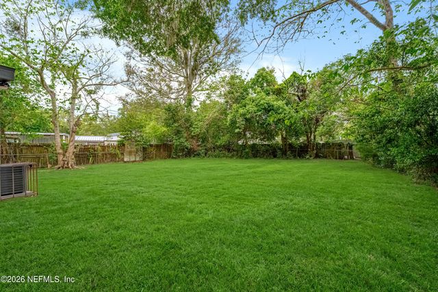 10528 WOOSTER Drive, Jacksonville, FL 32218