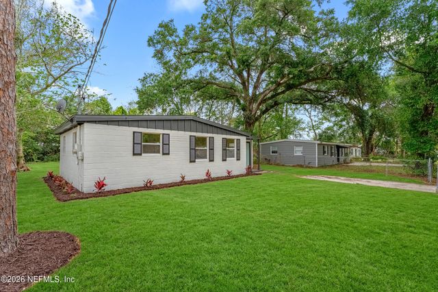 10528 WOOSTER Drive, Jacksonville, FL 32218