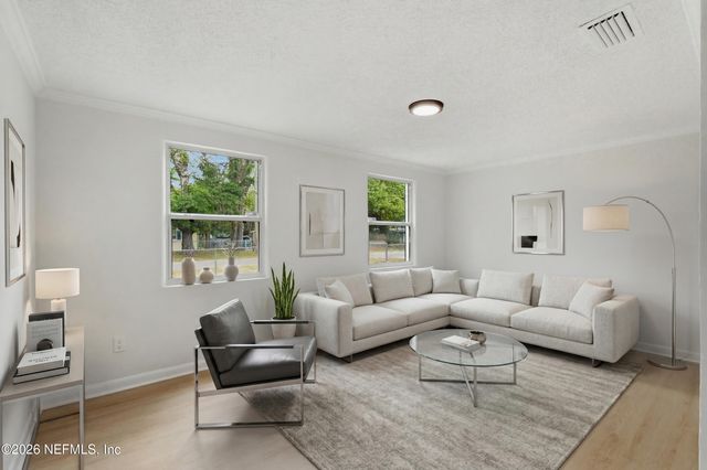 10528 WOOSTER Drive, Jacksonville, FL 32218