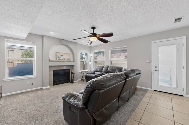 8448 Manuel Cia Place NE, Albuquerque, NM 87122