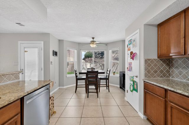 8448 Manuel Cia Place NE, Albuquerque, NM 87122