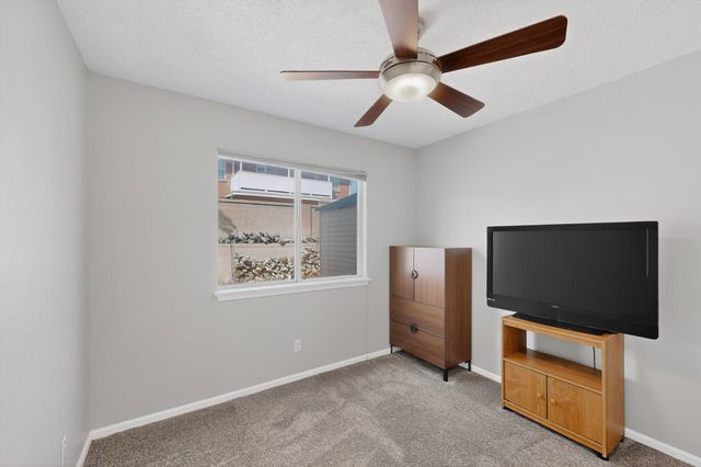 8448 Manuel Cia Place NE, Albuquerque, NM 87122